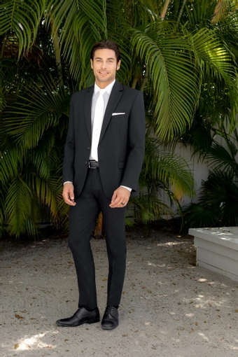 Larr Brio Dawson Suits #16 frontface vertical thumbnail