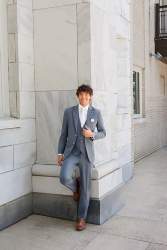 Larr Brio Metro Suits #55 frontface vertical thumbnail