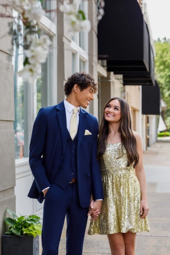 Larr Brio Metro Suits #105 frontface vertical cropped thumbnail