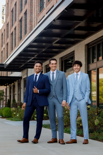 Larr Brio Metro Suits #52 frontface vertical thumbnail