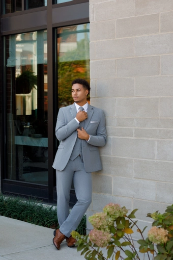 Larr Brio Metro Suits #4 frontface vertical thumbnail