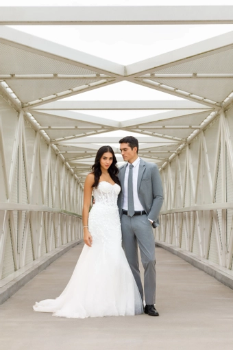 Larr Brio Metro Suits #56 frontface vertical thumbnail