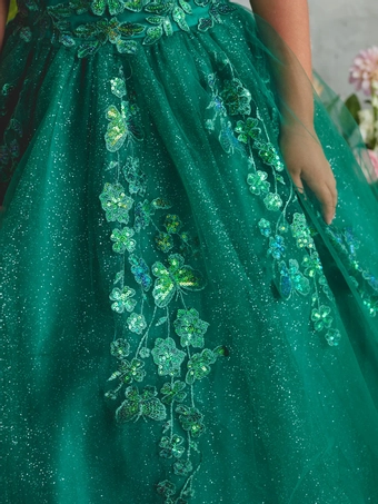 Tip Top Kids Style #7046 #19 vertical cropped thumbnail