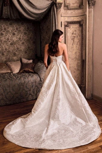 Kelly Faetanini Clarissa #1 default backface vertical thumbnail