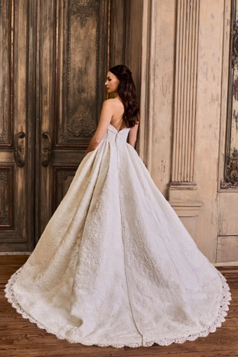 Kelly Faetanini #Rhylan #1 default backface vertical thumbnail