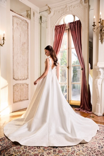 Kelly Faetanini Valentina #1 default backface vertical thumbnail