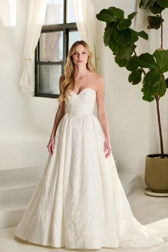 Liv Collection by Kelly Faetanini #Natalie #0 default frontface vertical thumbnail