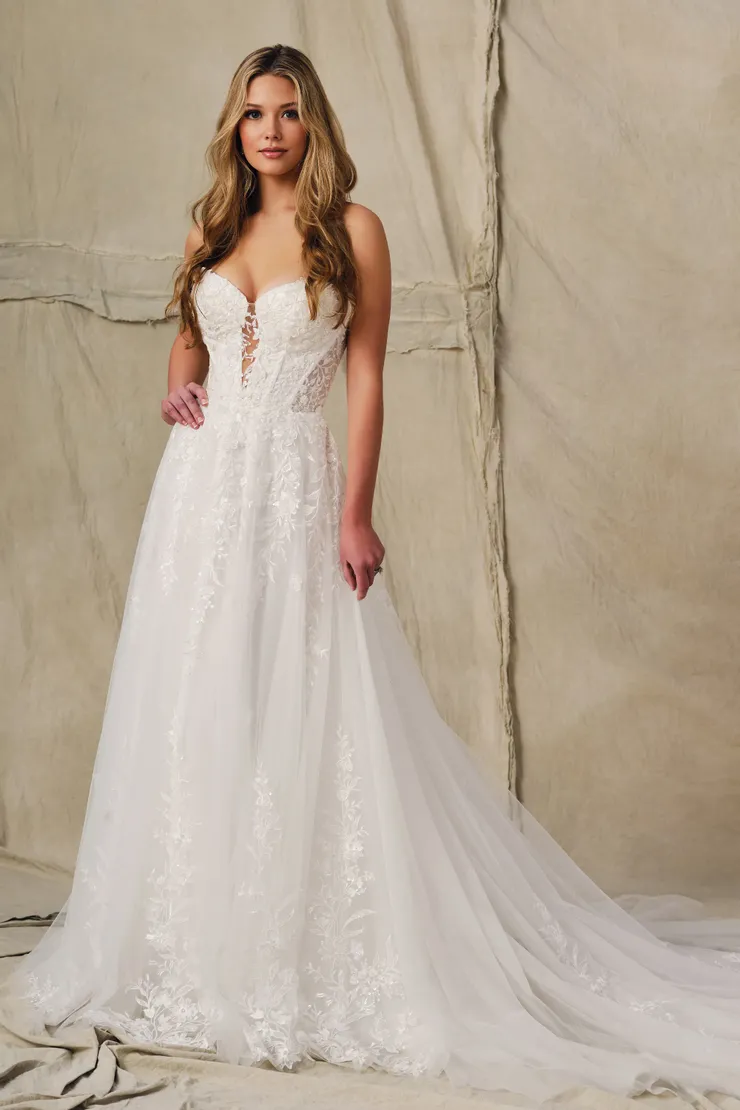 Style No. E423 #2 Ivory frontface vertical picture