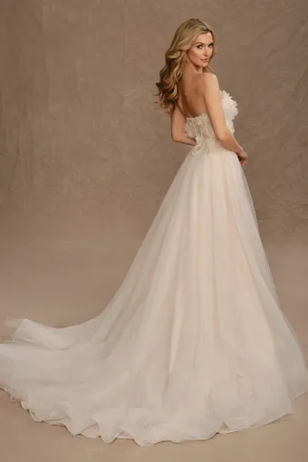 Martin Thornburg Mackenzie #1 default backface vertical thumbnail