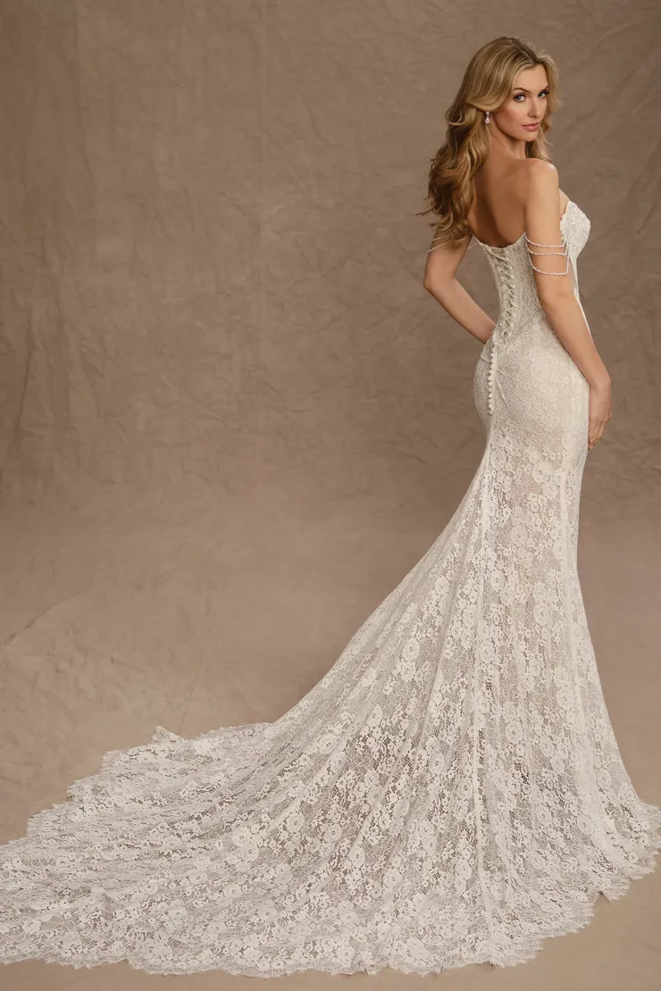 MT4014 Griffin #3 default Ivory/Nude backface vertical picture