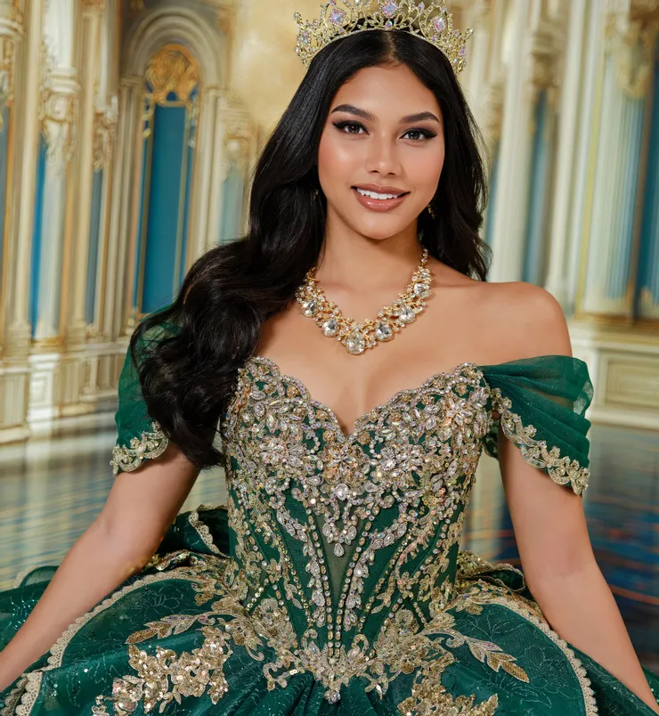 PR30246 #8 Emerald/Gold frontface vertical cropped picture