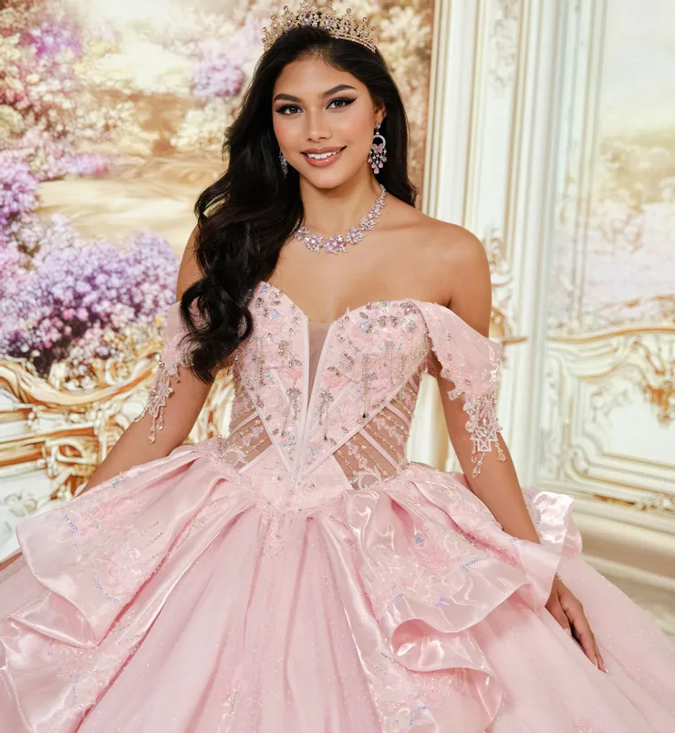 PR30252 #4 Rosa Claro frontface vertical cropped picture