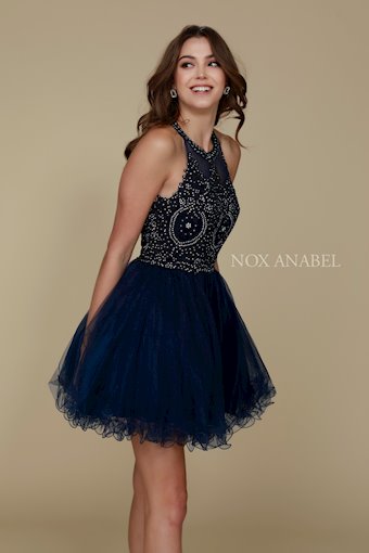 Nox Anabel B652 #9 vertical thumbnail
