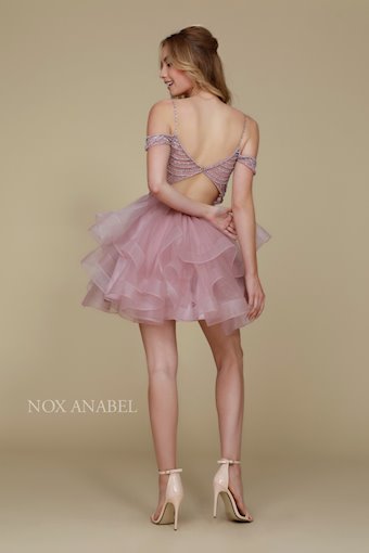 Nox Anabel T668 #4 vertical thumbnail