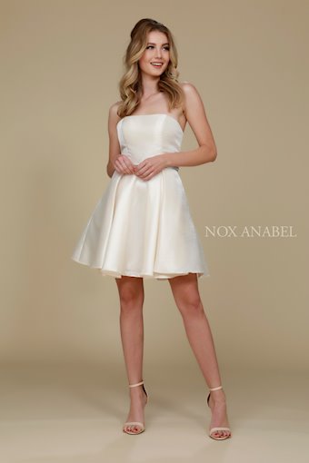 Nox Anabel Y661 #7 vertical thumbnail