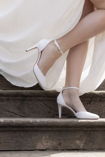 Perfect Bridal #Autumn #2 vertical thumbnail