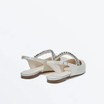 Rainbow Club #Freya Flat #1 vertical thumbnail