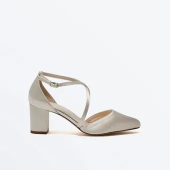 Rainbow Club #Hellen #2 vertical thumbnail