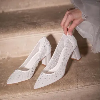 Rainbow Club #Lucia Court #0 default vertical thumbnail