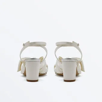 Rainbow Club #Arabella #2 vertical thumbnail