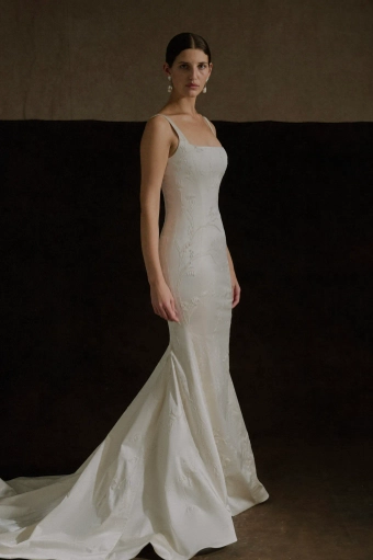 Enaura Blake #1 frontface vertical thumbnail