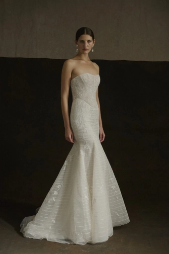 Enaura Sylvie #1 frontface vertical thumbnail