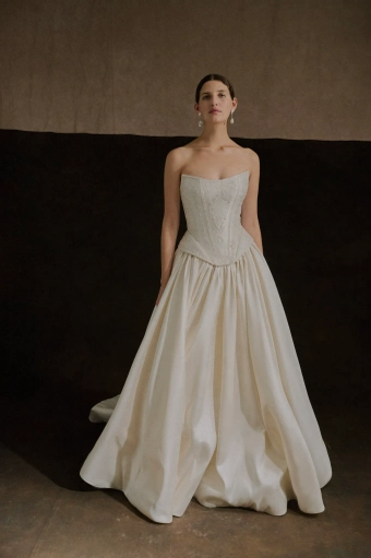 Enaura Liora #0 default frontface vertical thumbnail