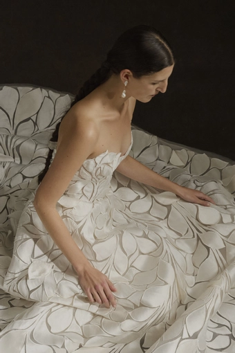 Enaura Capri #5 frontface vertical cropped thumbnail