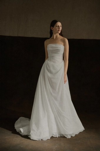 Enaura Evelyn #0 default frontface vertical thumbnail