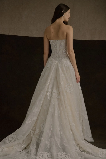 Enaura Parina #3 default backface vertical cropped thumbnail