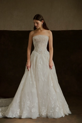 Enaura Parina #1 frontface vertical thumbnail