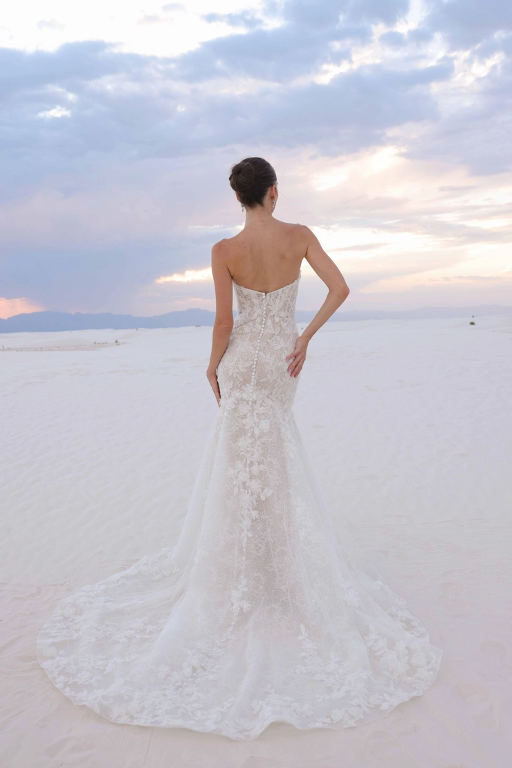 JH Bridal by Jimme Huang Backface Thumbnail Image