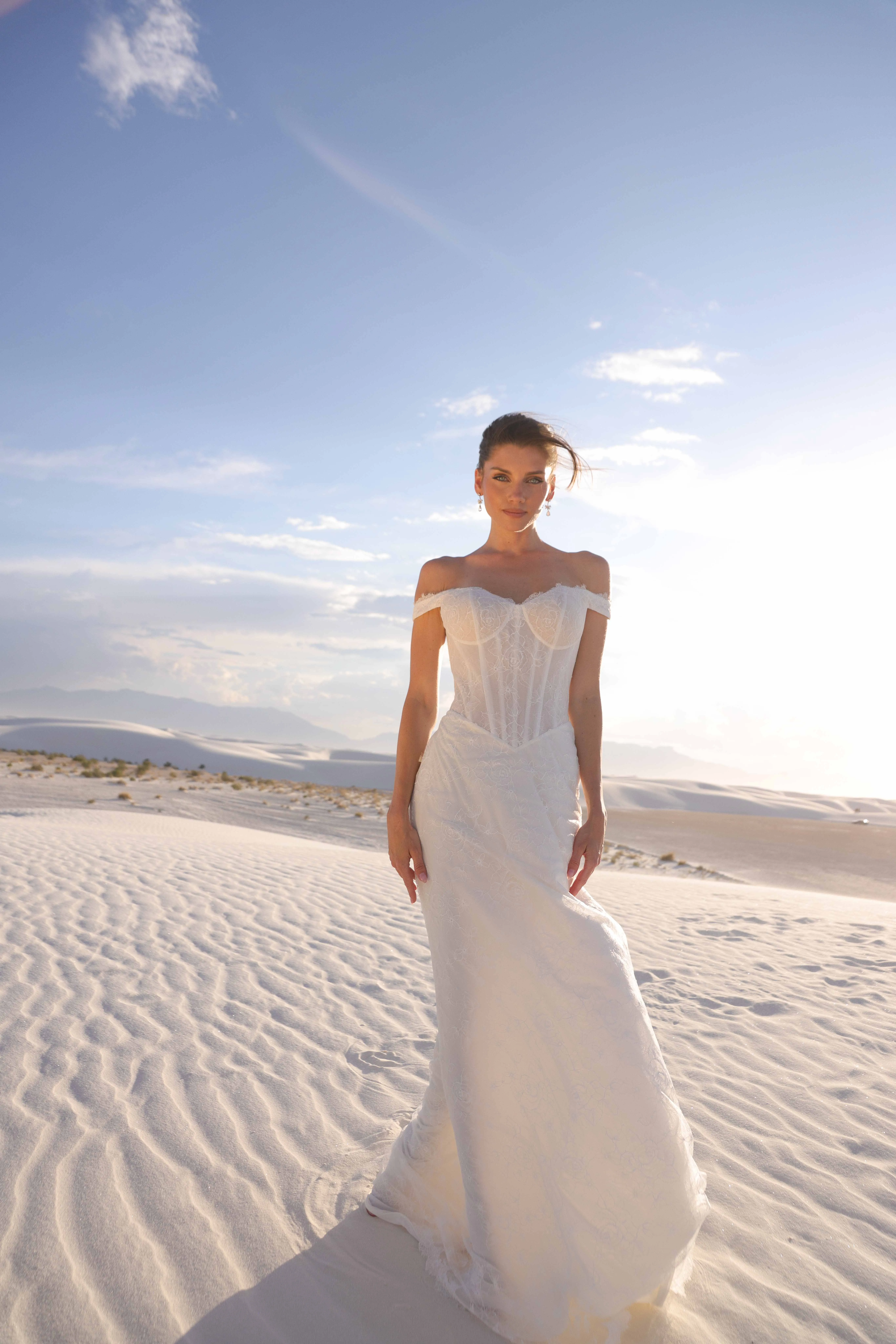 Hoang Khanh Vy　HR R.C.クリーム 5ml ×4 JH Bridal by Jimme Huang | Carrie Karibo Bridal