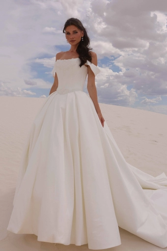 JH Bridal by Jimme Huang Style #Eiko #1 frontface vertical thumbnail