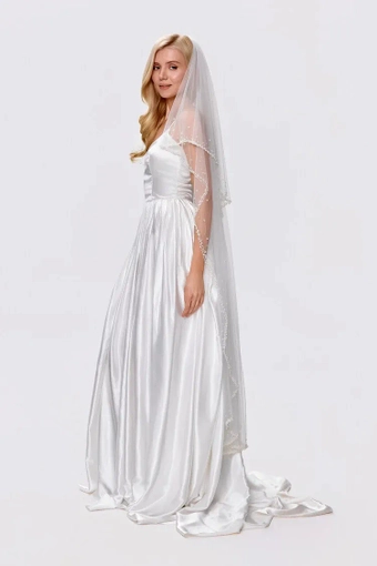 Heirloom Bridal Giselle Veil #1 vertical thumbnail