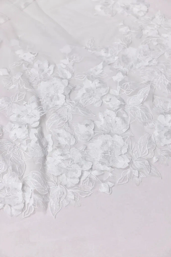 Heirloom Bridal Mae Veil #2 vertical thumbnail