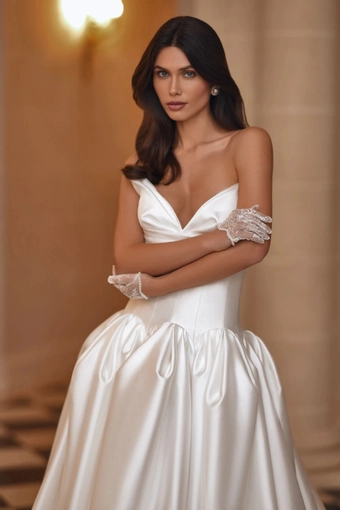 Azura Pollardi #2 frontface vertical cropped thumbnail