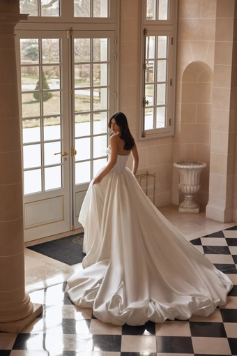 Mirelle Pollardi #1 default backface vertical thumbnail