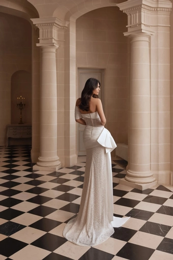 Orlina Pollardi #1 default backface vertical thumbnail