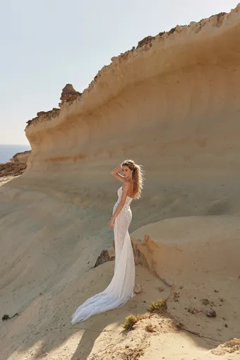 Eva Lendel Style Atacama #2 default backface vertical thumbnail