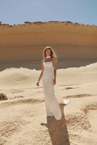 Eva Lendel Style Etude #1 frontface vertical thumbnail