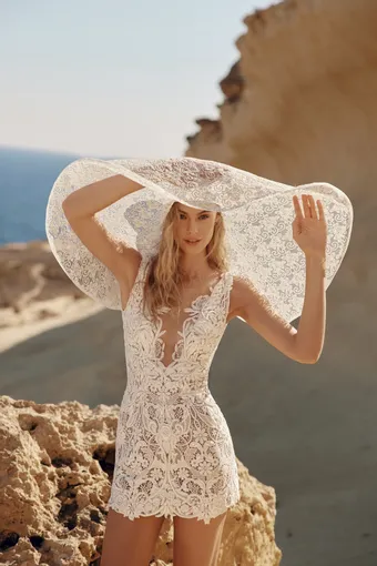 Eva Lendel Style Harbor #1 frontface vertical thumbnail