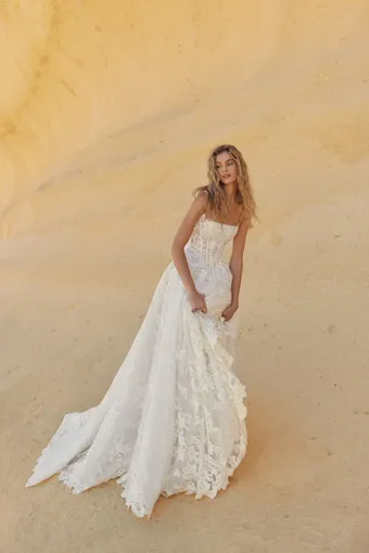 Eva Lendel Style Illume #1 frontface vertical thumbnail