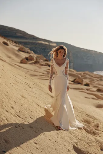 Eva Lendel Style Khali #1 frontface vertical thumbnail