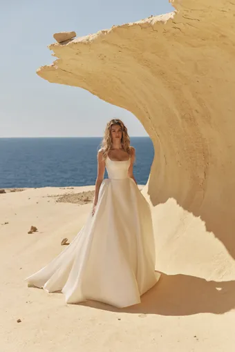 Eva Lendel Style Malta #0 default frontface vertical thumbnail