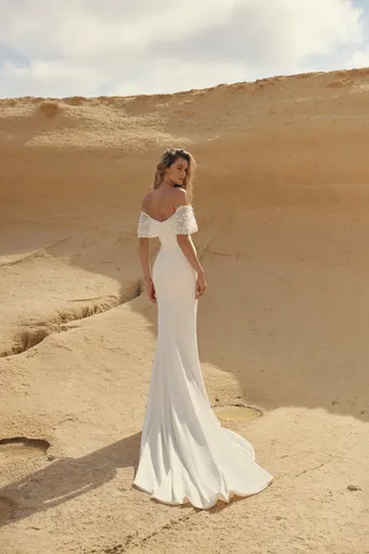 Eva Lendel Style Opheline #1 default backface vertical thumbnail