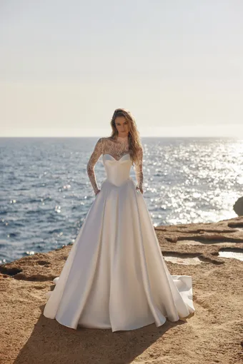 Eva Lendel Style Timea #0 default frontface vertical thumbnail