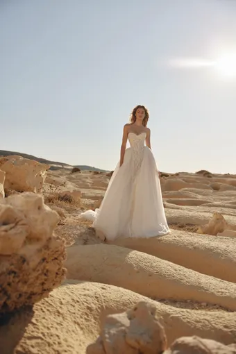 Eva Lendel Style Topaz #0 default frontface vertical thumbnail