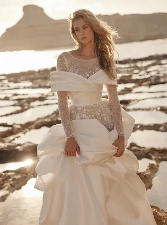 Eva Lendel Style Werra #4 frontface vertical cropped thumbnail