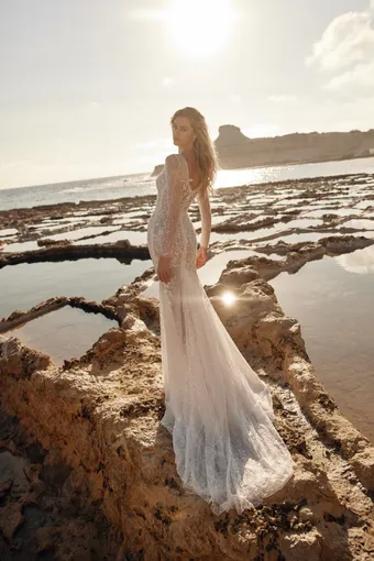 Eva Lendel Style Werra #3 default backface vertical thumbnail